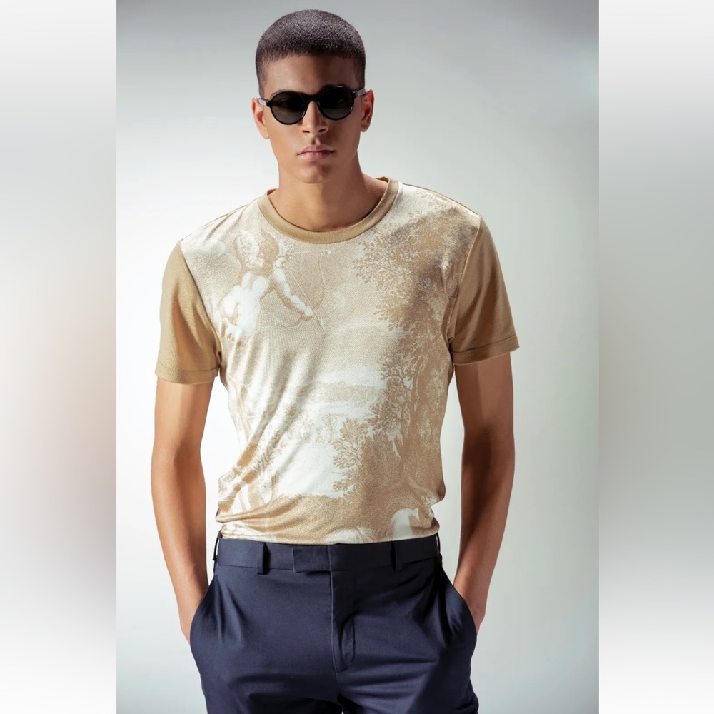 NWT Marteino Narcissus Silk Printed Crew Neck Tee Shirt | Tan | Men’s S, M, L